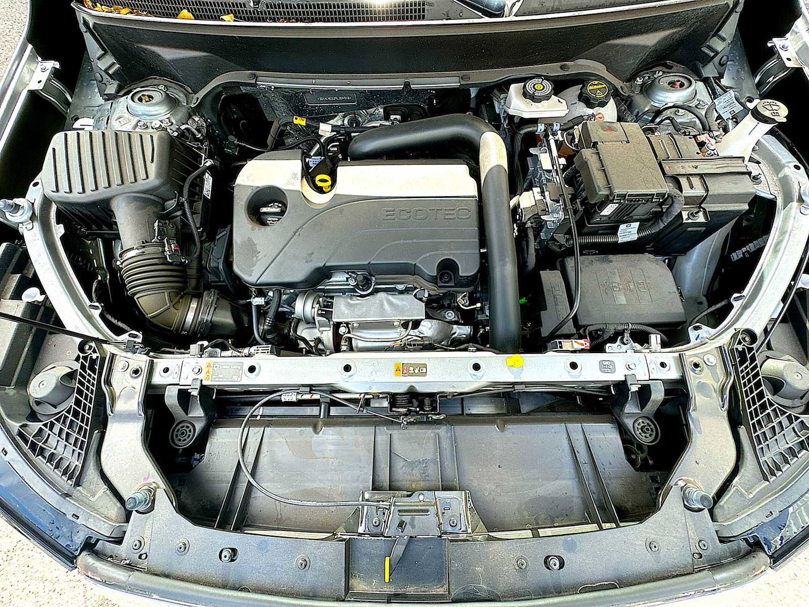 Used 2024 GMC Terrain SLE image 17