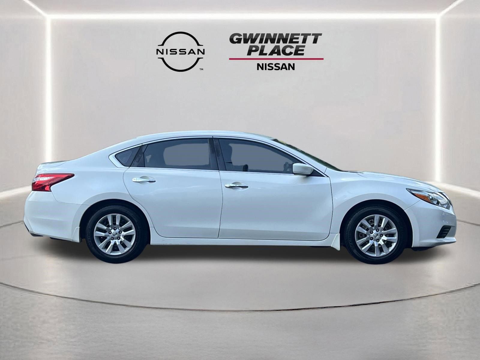 Used 2017 Nissan Altima 2.5 S w/ Power Driver Seat Package FWD image 22