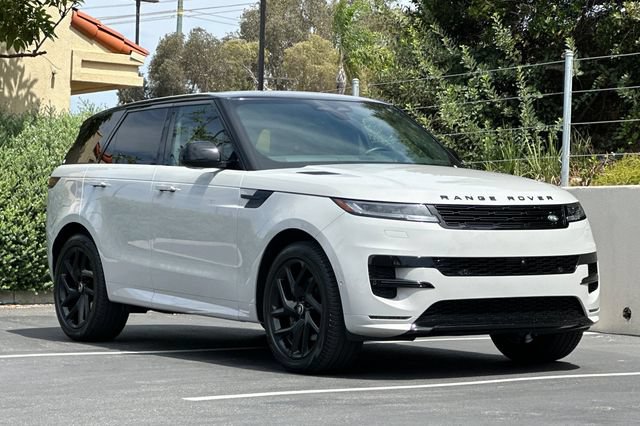 Used 2025 Land Rover Range Rover Sport Dynamic SE AWD/4WD image 7