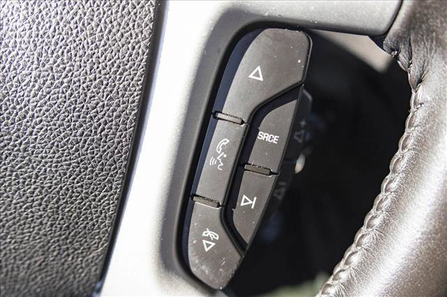 Used 2012 Chevrolet Traverse LT image 16