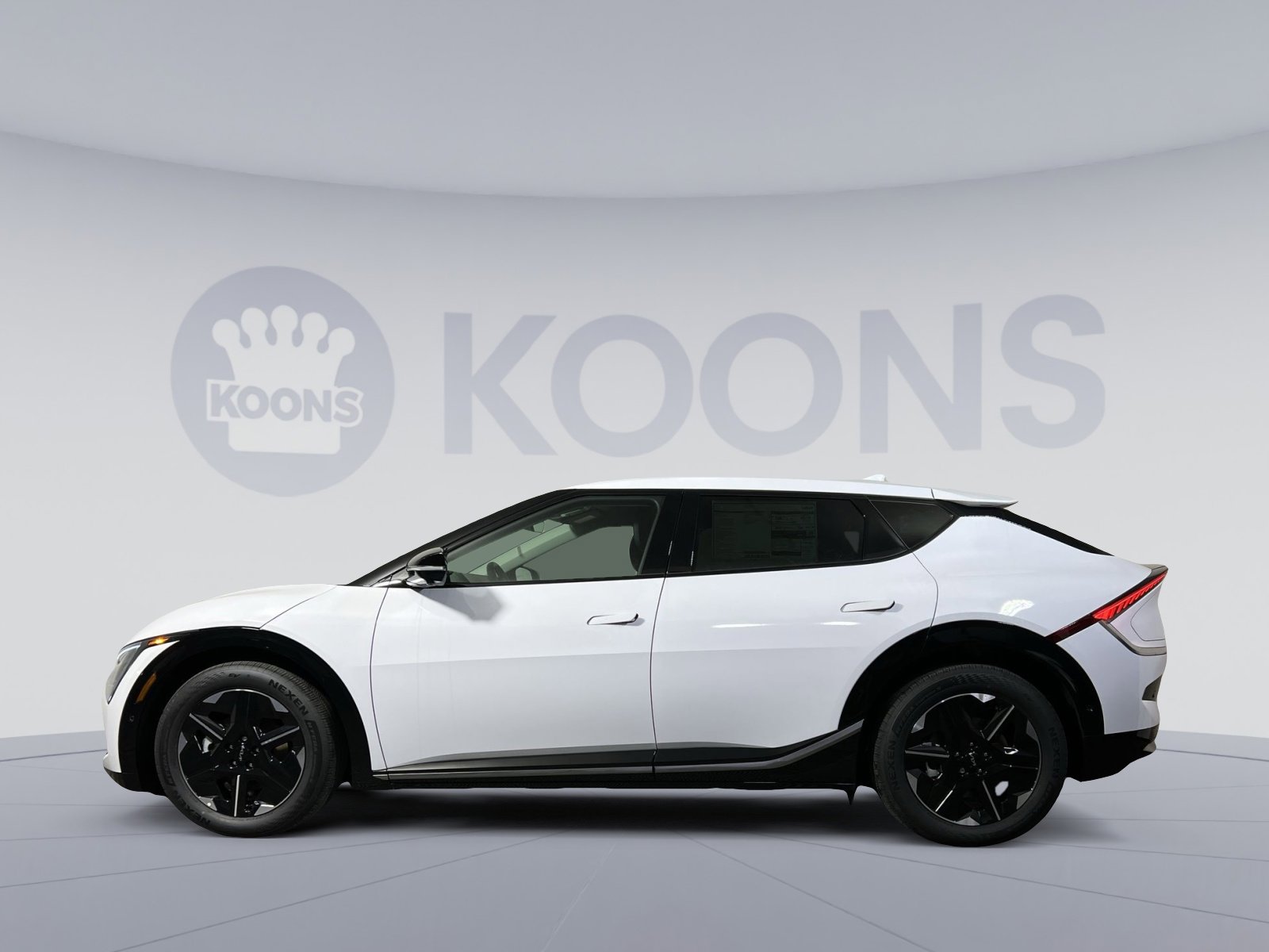 New 2025 Kia EV6 Wind AWD/4WD image 2