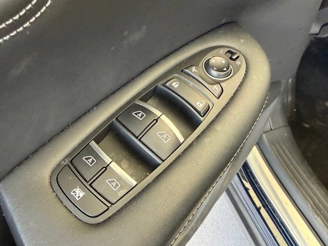 Used 2023 INFINITI QX55 Luxe w/ Cargo Package AWD/4WD image 12
