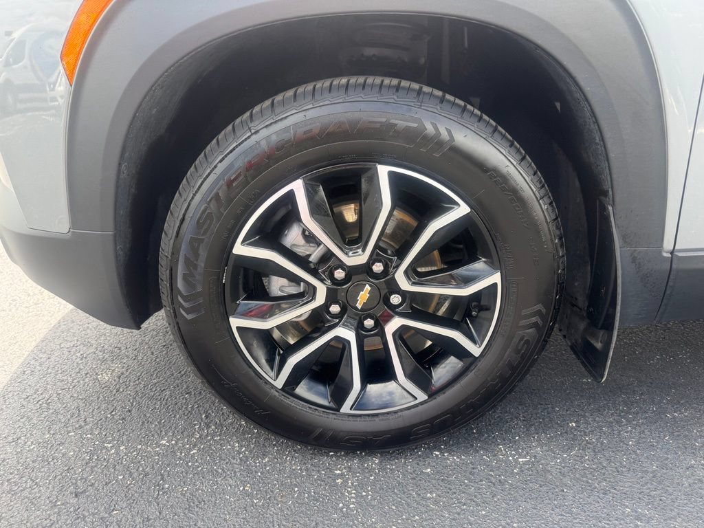 Used 2023 Chevrolet TrailBlazer ACTIV w/ Convenience Package AWD/4WD image 15