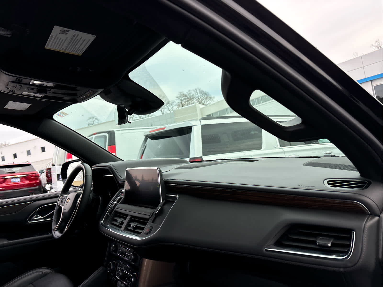 Certified 2023 Chevrolet Suburban High Country image 29