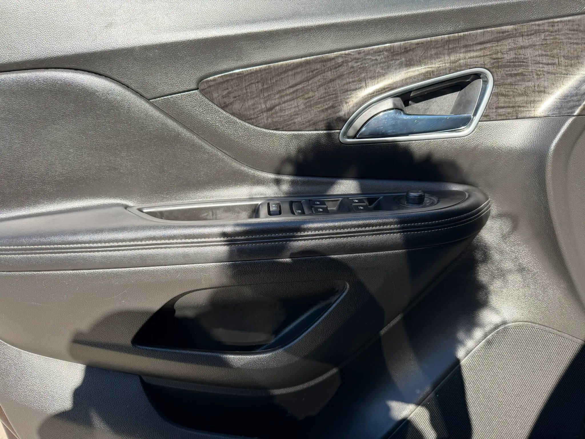 Used 2015 Buick Encore Convenience image 9