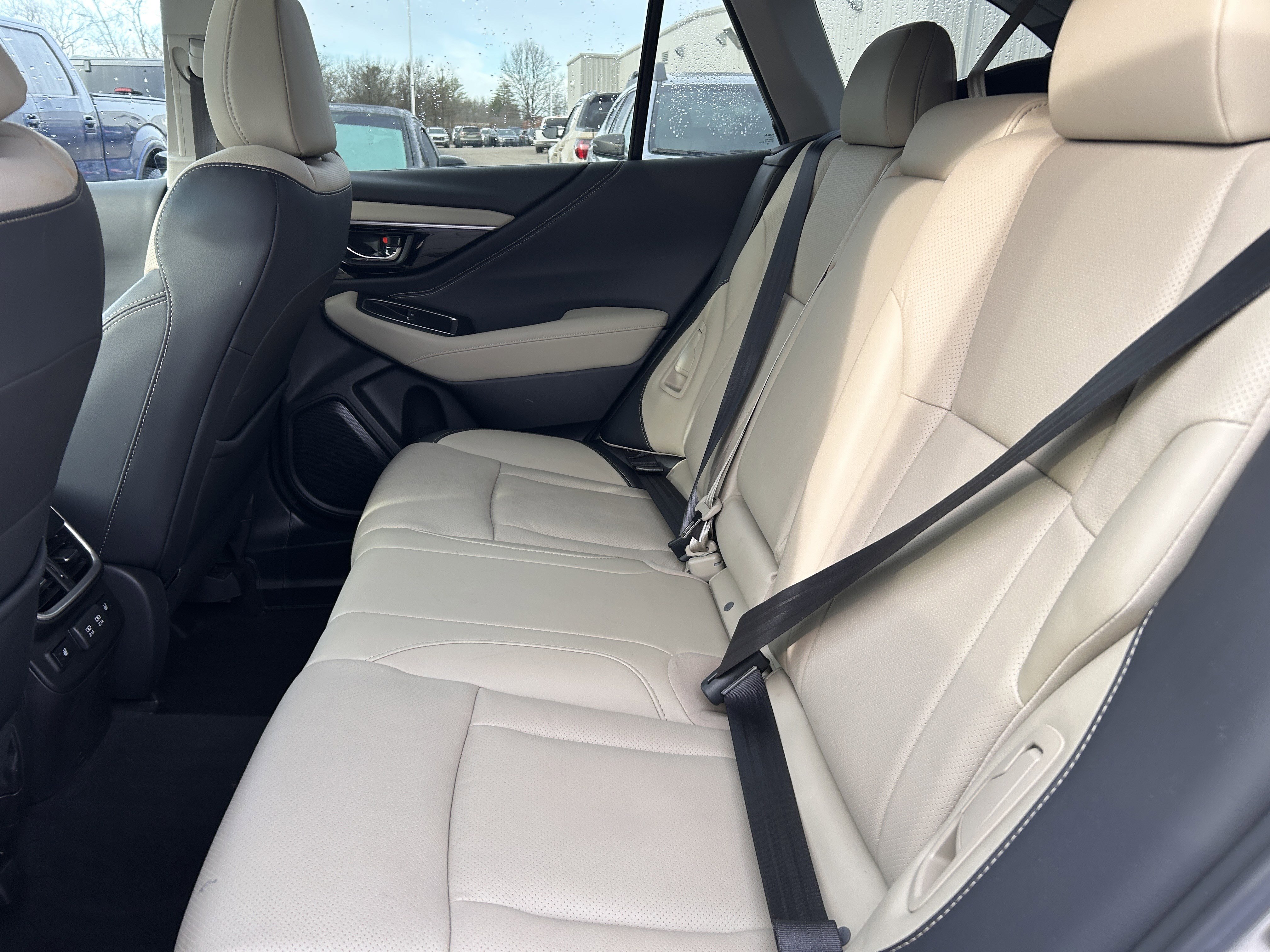 Used 2020 Subaru Outback Limited image 25