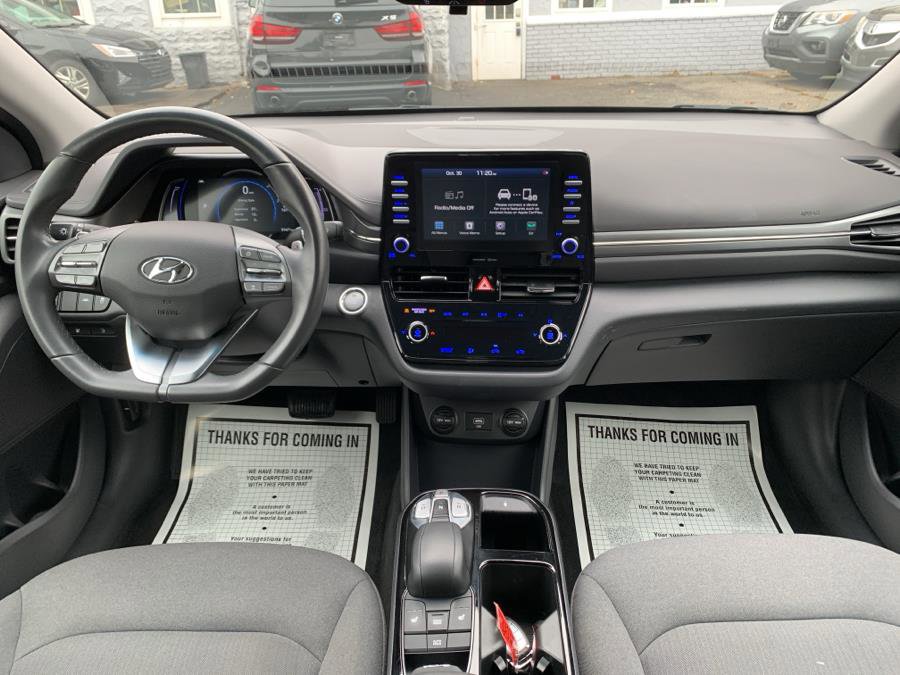 Used 2020 Hyundai Ioniq SE image 14