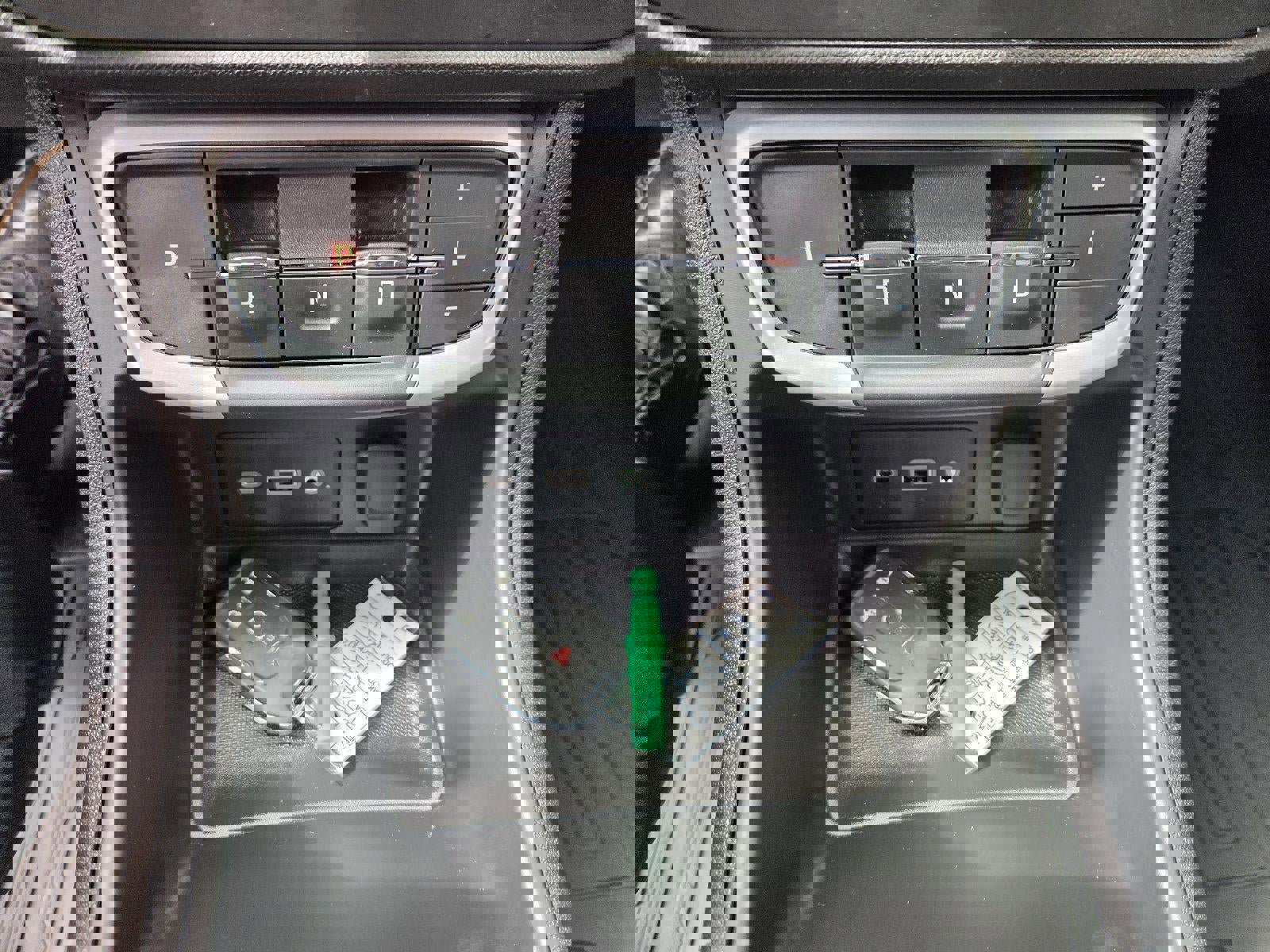 Used 2024 GMC Terrain SLE w/ Driver Convenience Package image 36