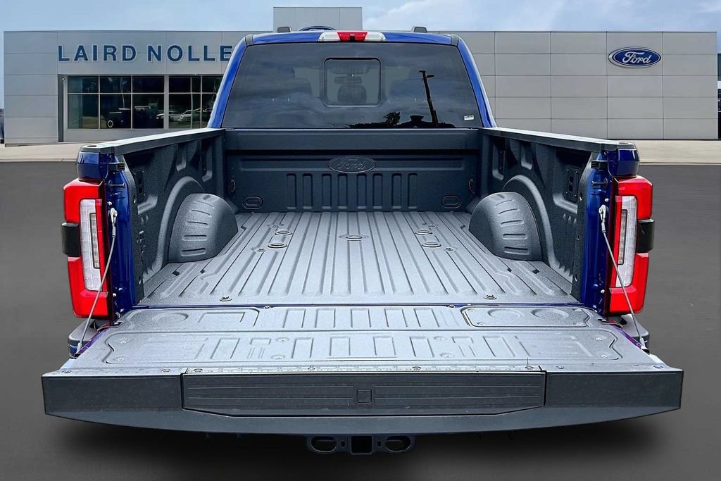 New 2026 Ford F350 Platinum w/ Platinum Plus Package AWD/4WD image 16