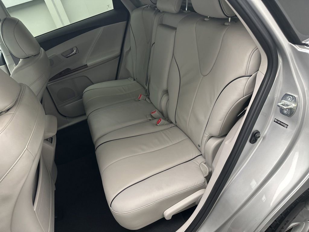 Used 2009 Toyota Venza AWD image 13