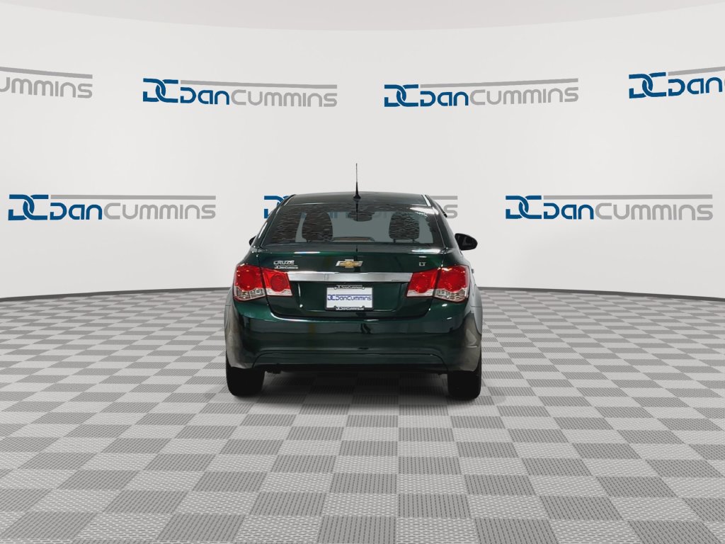 Used 2014 Chevrolet Cruze LT w/ Technology Package FWD image 7