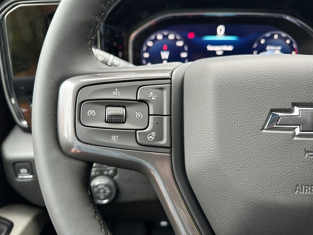 New 2026 Chevrolet Silverado 2500 ZR2 w/ LPO, Dark Essentials Package image 17