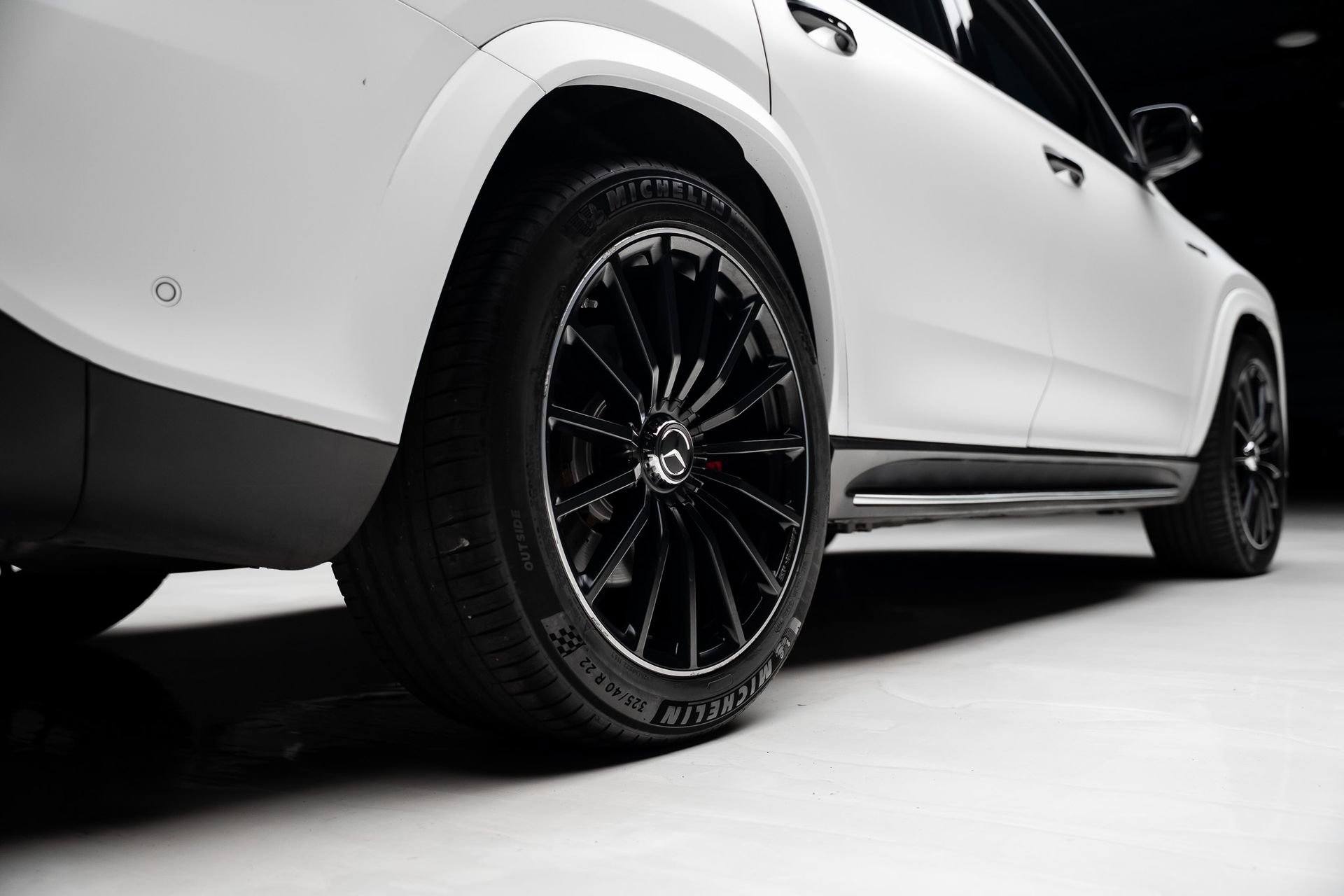 Used 2024 Mercedes-Benz GLS 63 AMG 4MATIC w/ Acoustic Comfort Package image 88