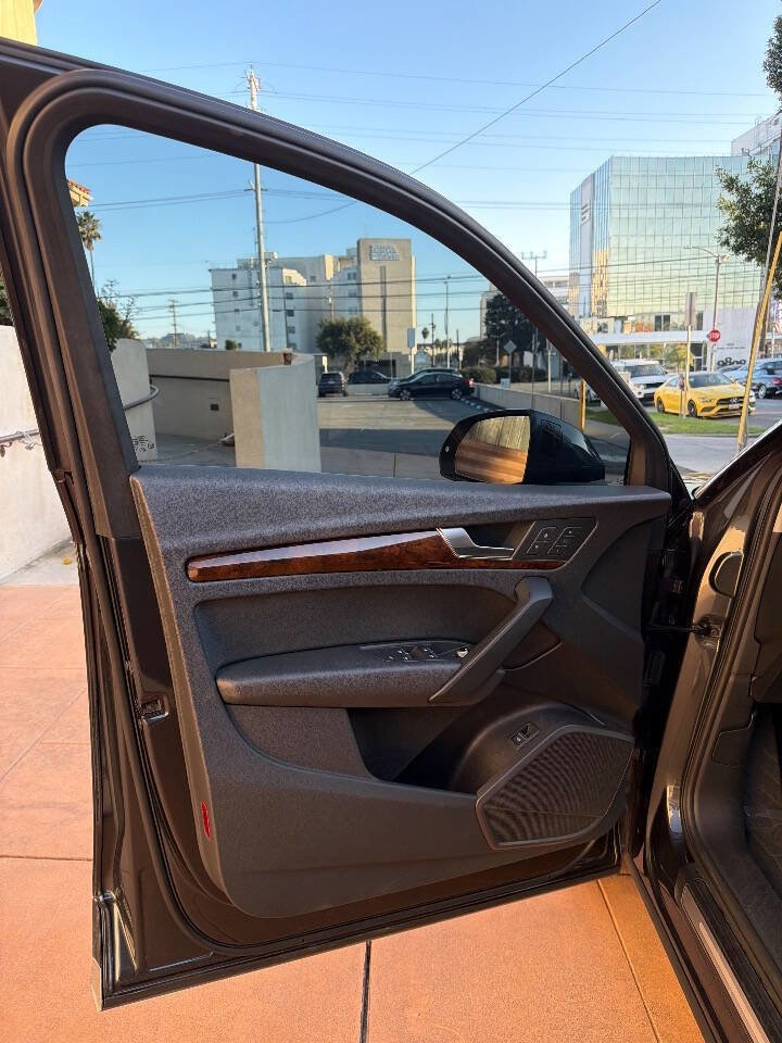 Used 2018 Audi Q5 2.0T Premium Plus w/ Premium Plus Package image 54