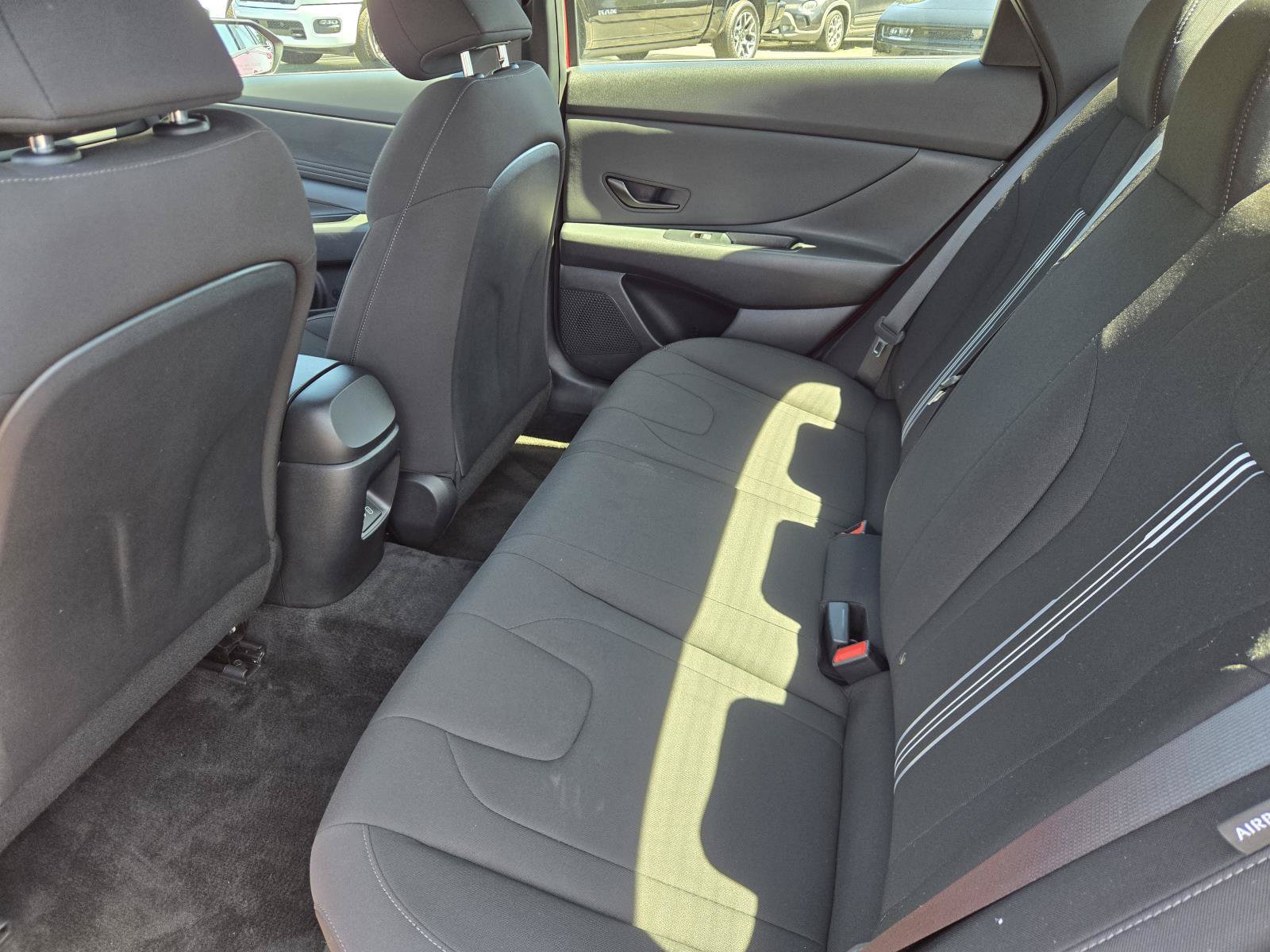 Used 2025 Hyundai Elantra Sport FWD image 24