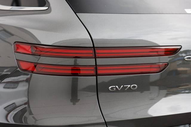New 2025 Genesis Electrified GV70 Advanced w/ Prestige Package image 10