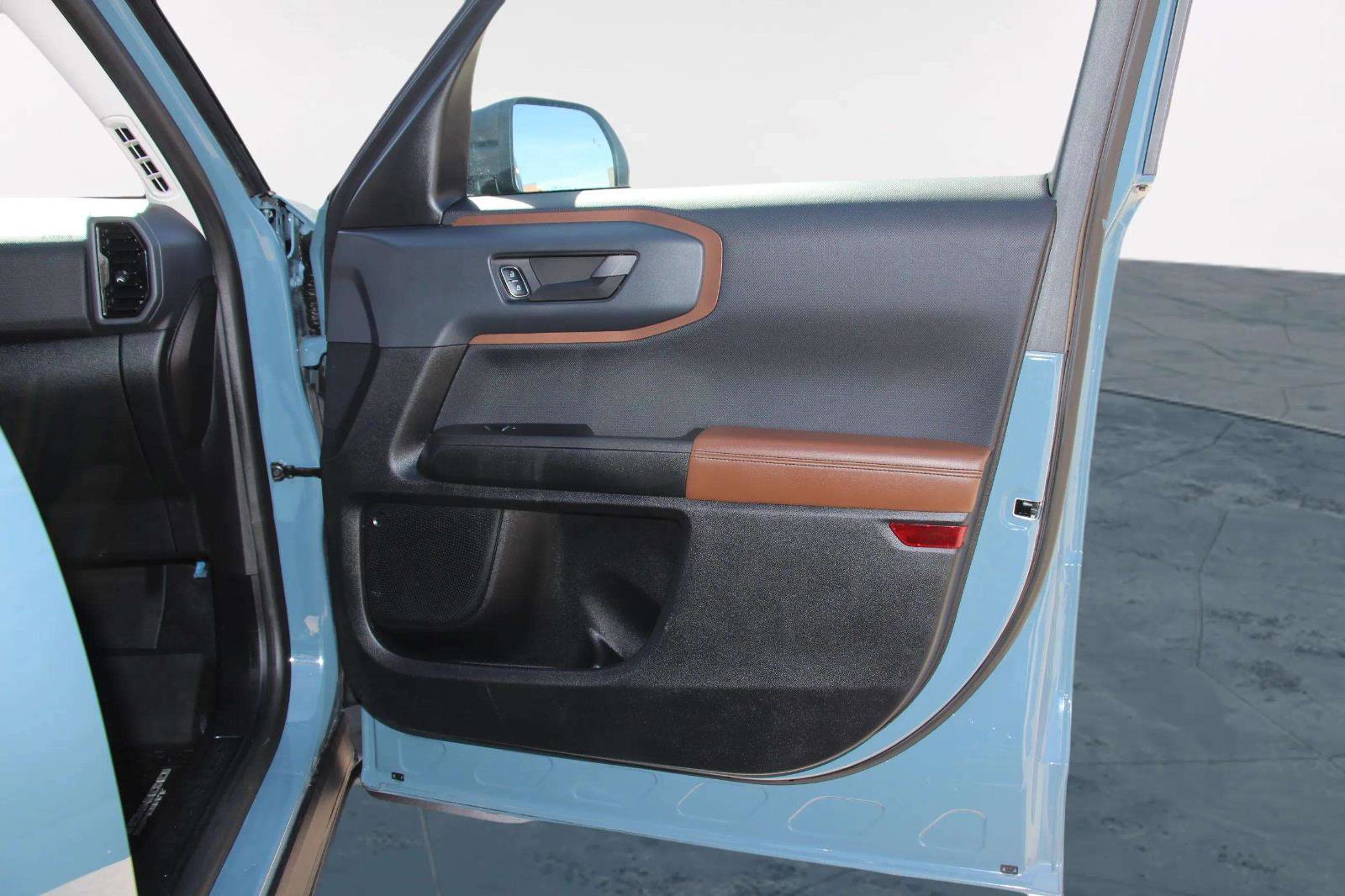 Used 2021 Ford Bronco Sport Outer Banks image 27
