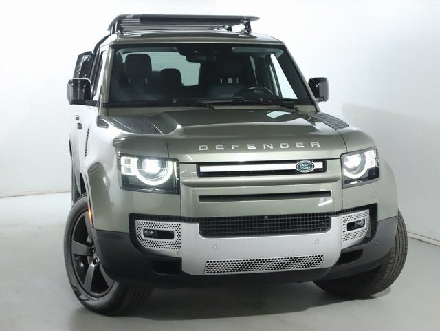 Certified 2022 Land Rover Defender 110 SE AWD/4WD image 2