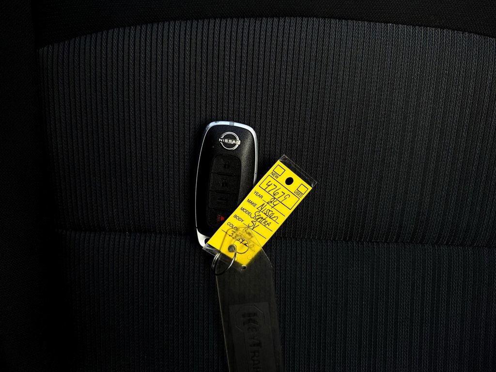 Used 2024 Nissan Sentra SV image 33