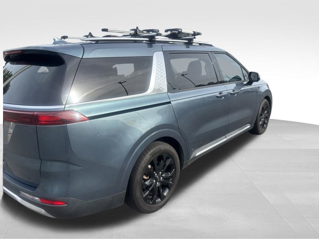 Used 2022 Kia Carnival SX FWD image 7