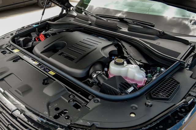 New 2026 Land Rover Range Rover SE AWD/4WD image 65