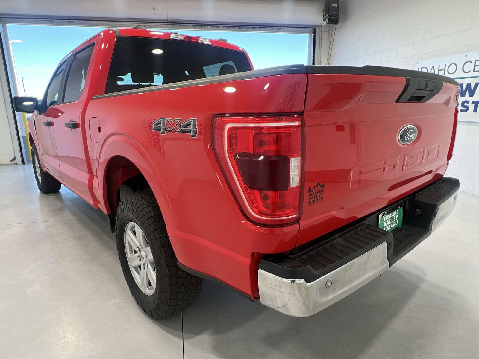Used 2023 Ford F150 XLT AWD/4WD image 6