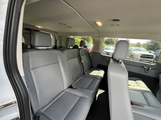 Used 2018 Ford Transit 150 XL RWD image 30