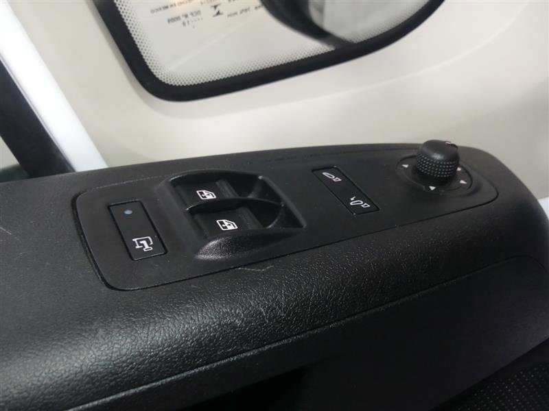 Used 2018 RAM ProMaster 2500 w/ Premium Appearance Group image 17