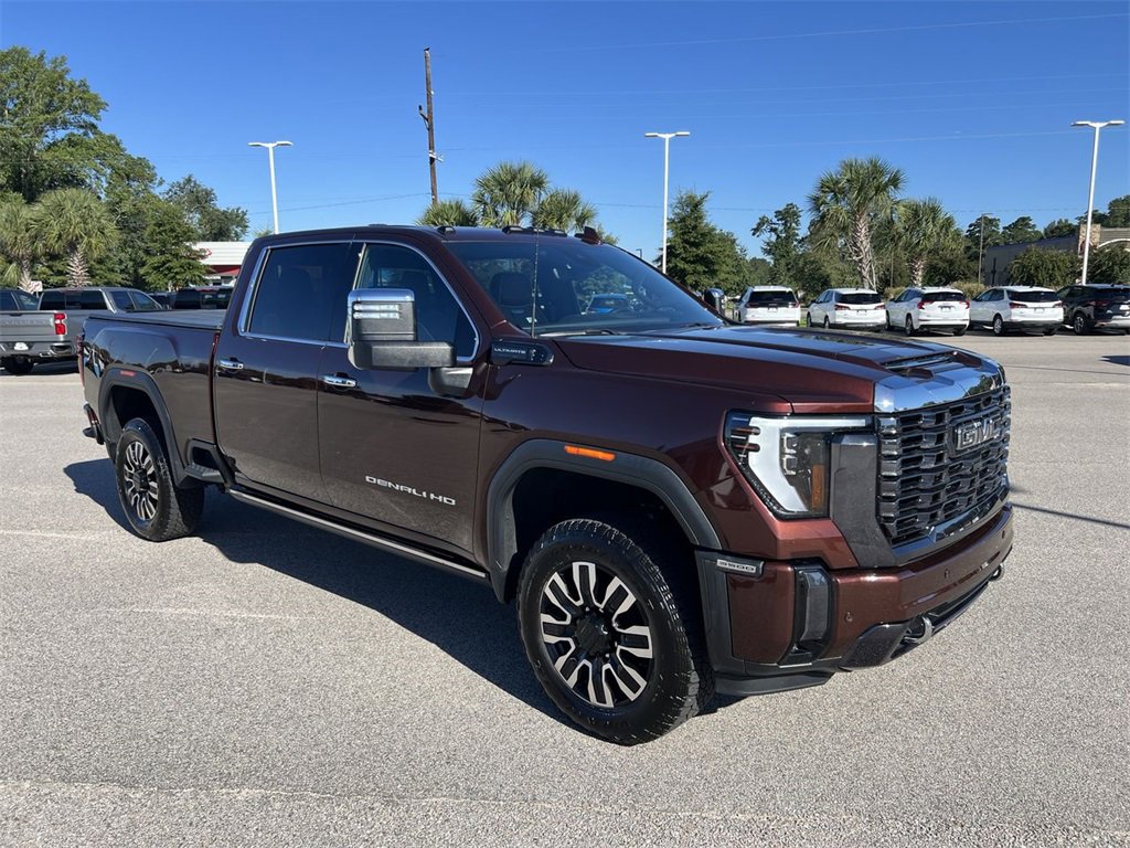 Used 2024 GMC Sierra 3500 Denali Ultimate image 2
