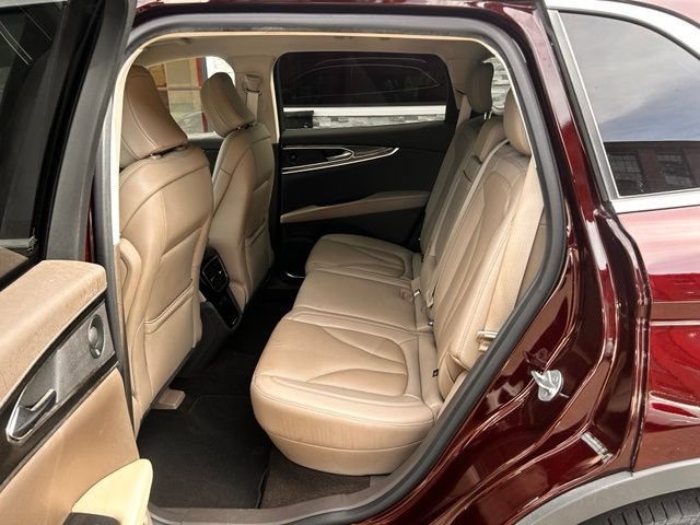 Used 2022 Lincoln Nautilus Reserve w/ Equipment Group 201A AWD/4WD image 14