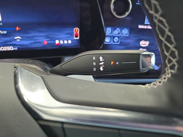 Certified 2025 Chevrolet Equinox EV LT image 22