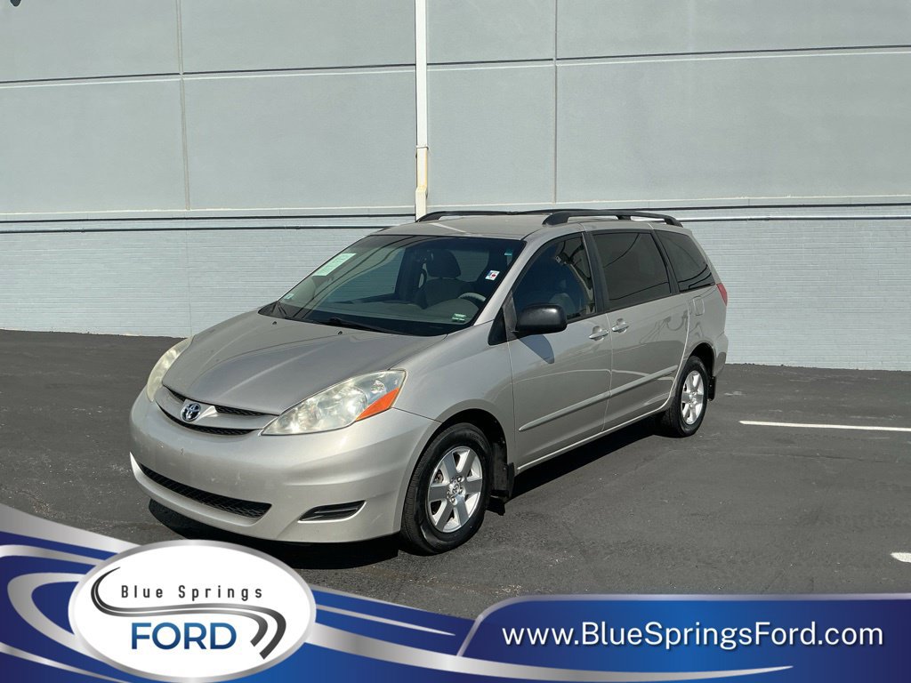 Used 2009 Toyota Sienna CE