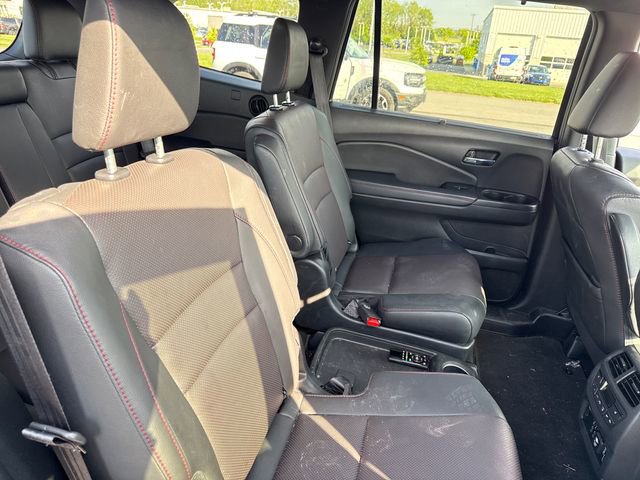 Used 2022 Honda Pilot Black Edition image 14