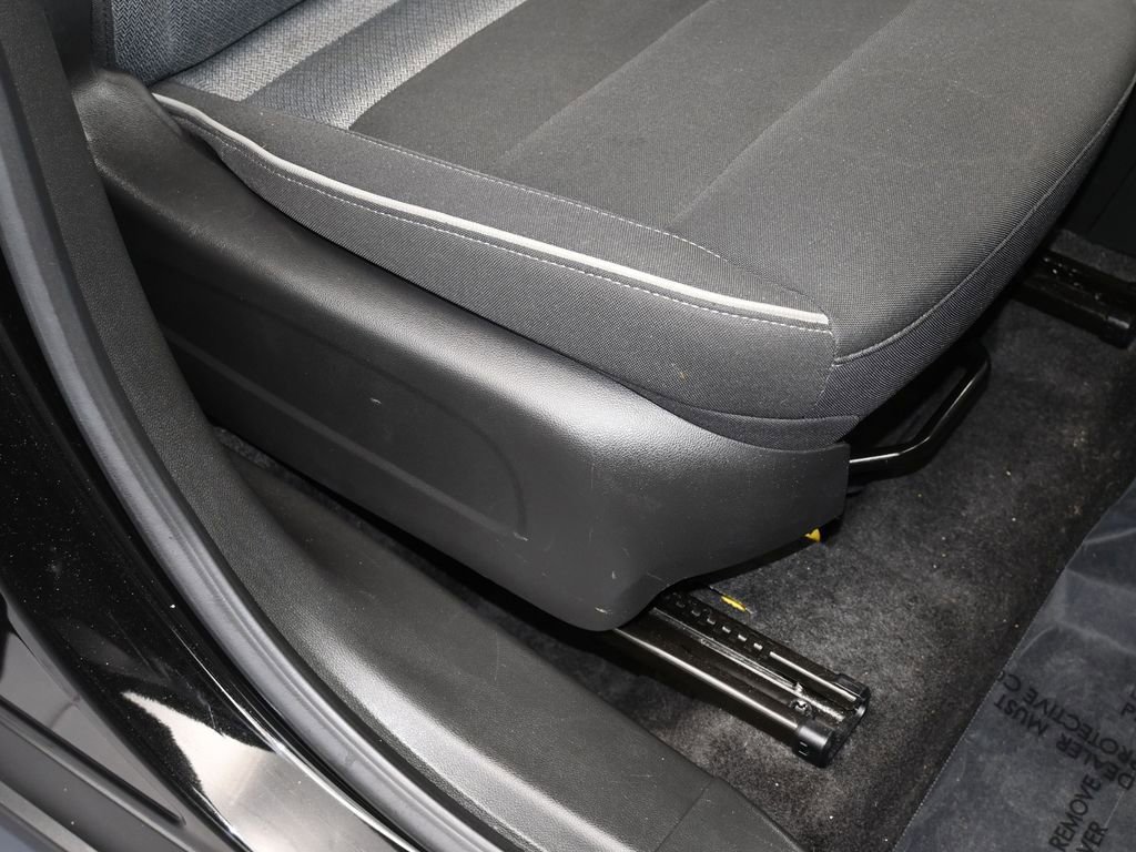 Used 2024 Chevrolet TrailBlazer LT image 39