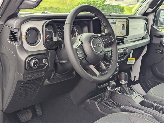 New 2025 Jeep Gladiator Sport image 12