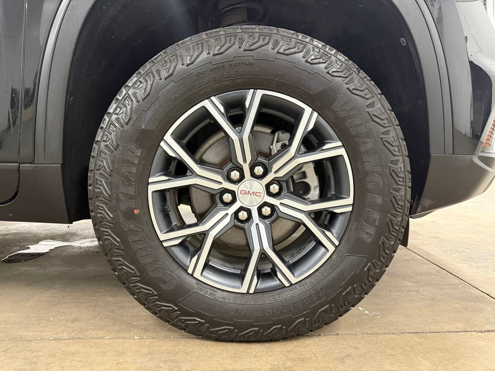 Used 2024 GMC Acadia AT4 w/ Luxury Package AWD/4WD image 28