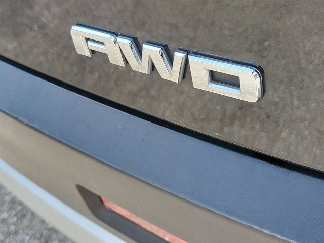 Used 2017 GMC Acadia SLT image 14