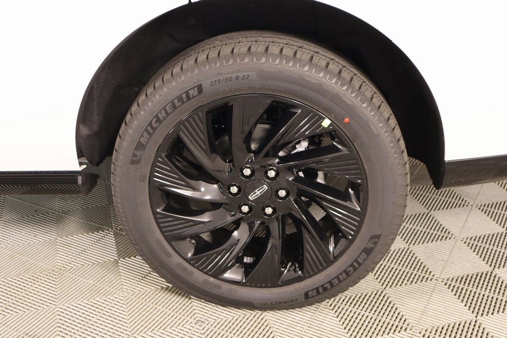 New 2025 Lincoln Navigator Reserve w/ Jet Appearance Package image 21