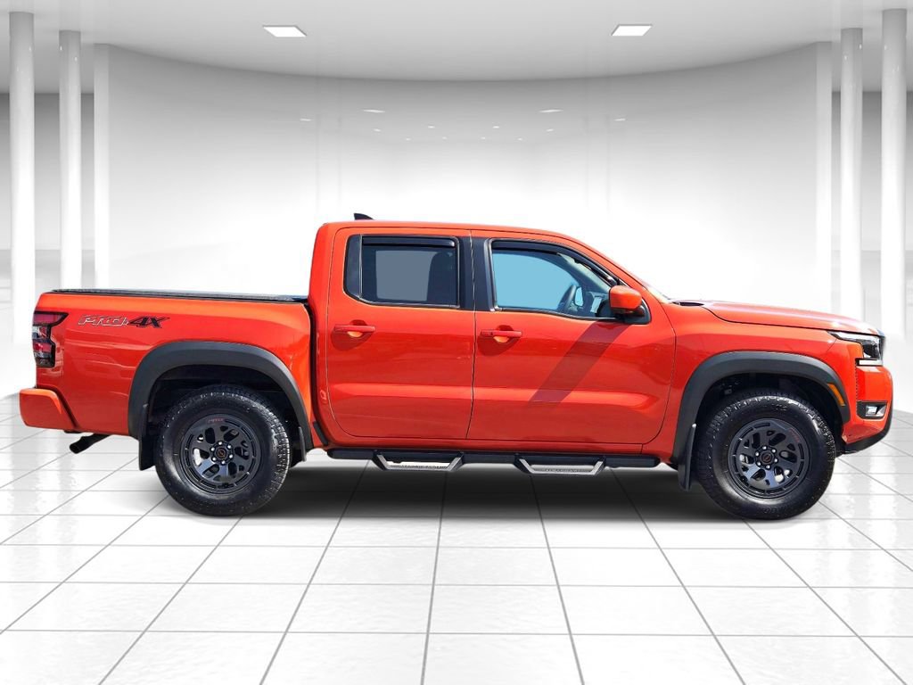 Used 2025 Nissan Frontier PRO-4X w/ Pro Convenience Package AWD/4WD image 2