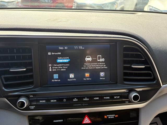 Used 2020 Hyundai Elantra SEL image 24