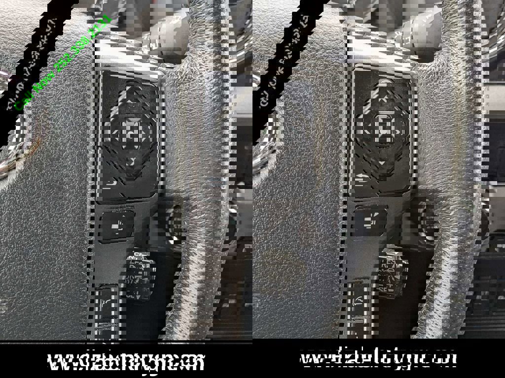 Used 2019 Toyota Tacoma SR image 24