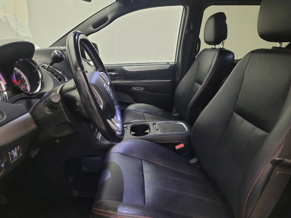 Used 2017 Dodge Grand Caravan GT FWD image 17