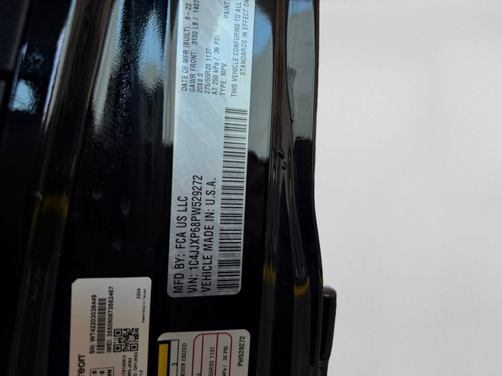 Used 2023 Jeep Wrangler Unlimited Sahara AWD/4WD image 34