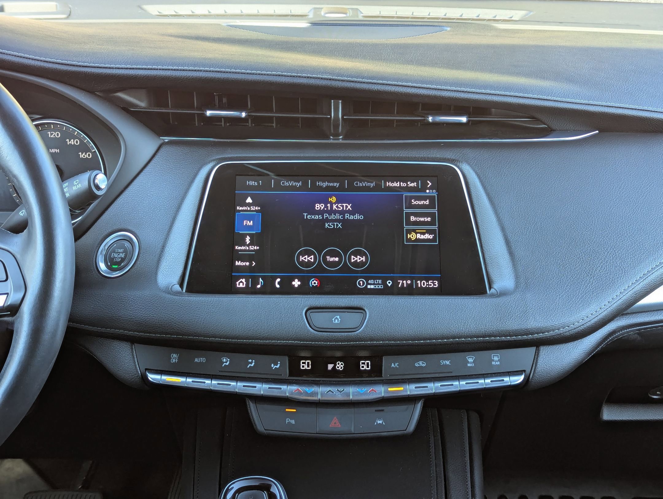 Used 2023 Cadillac XT4 Premium Luxury image 18