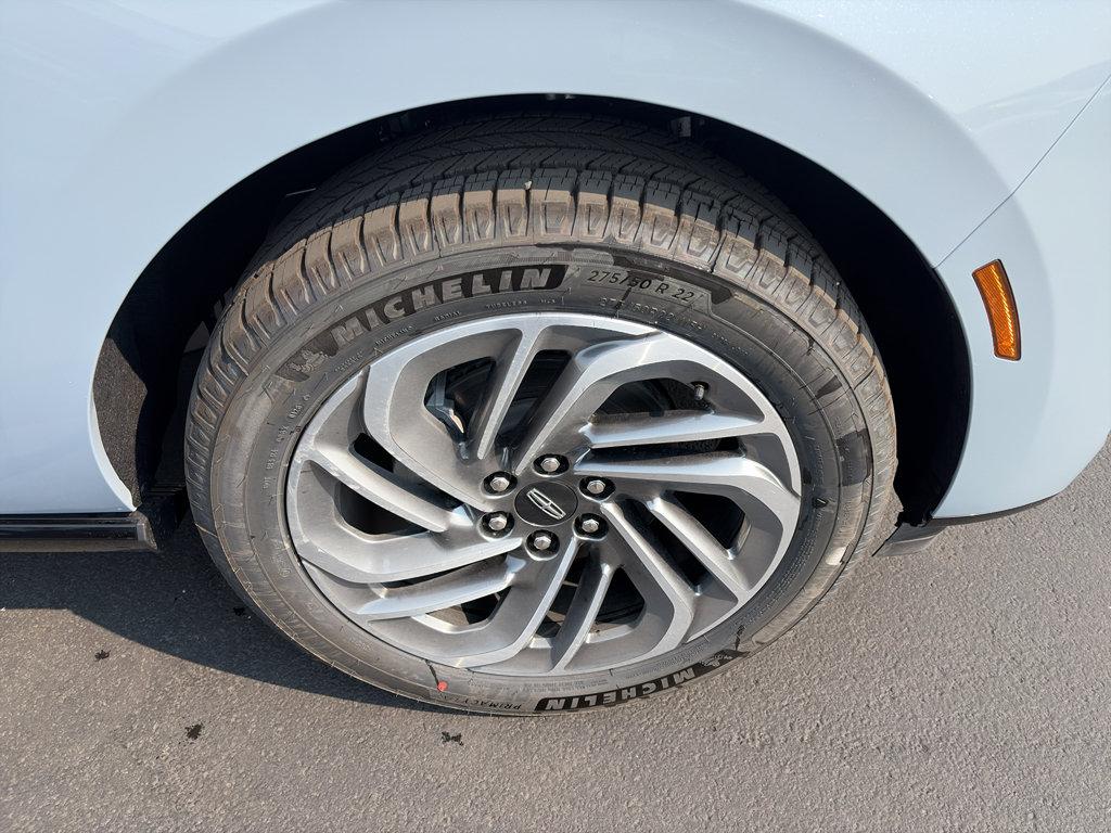 New 2026 Lincoln Navigator Reserve AWD/4WD image 9