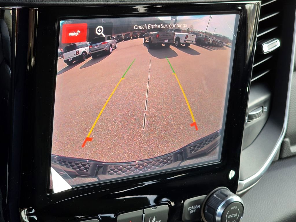 New 2026 RAM 1500 4x4 Crew Cab image 8