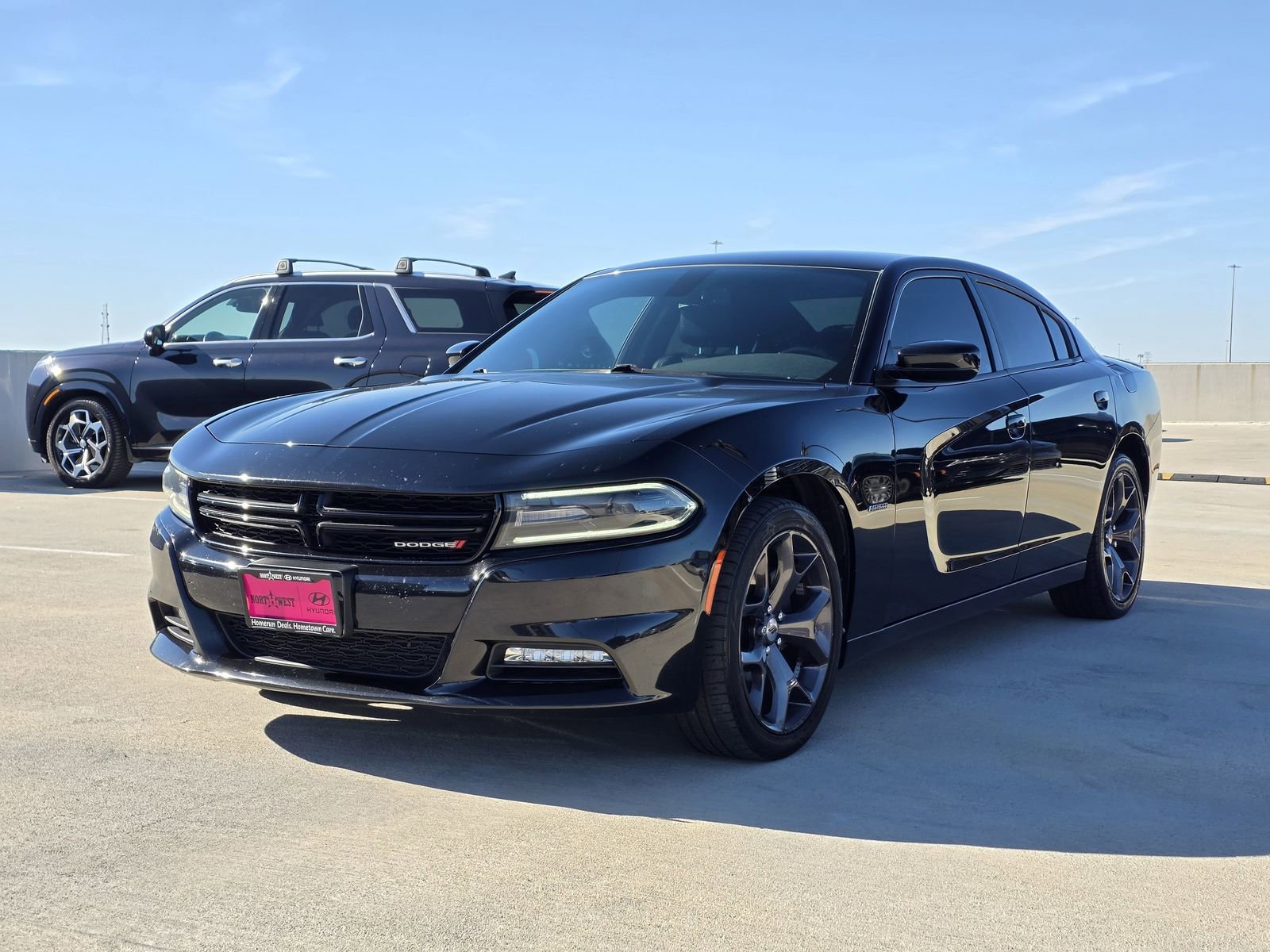 Used 2018 Dodge Charger R/T w/ Plus Group image 2