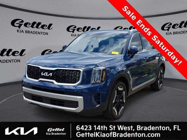 Certified 2023 Kia Telluride EX w/ EX Captain's Chair Package