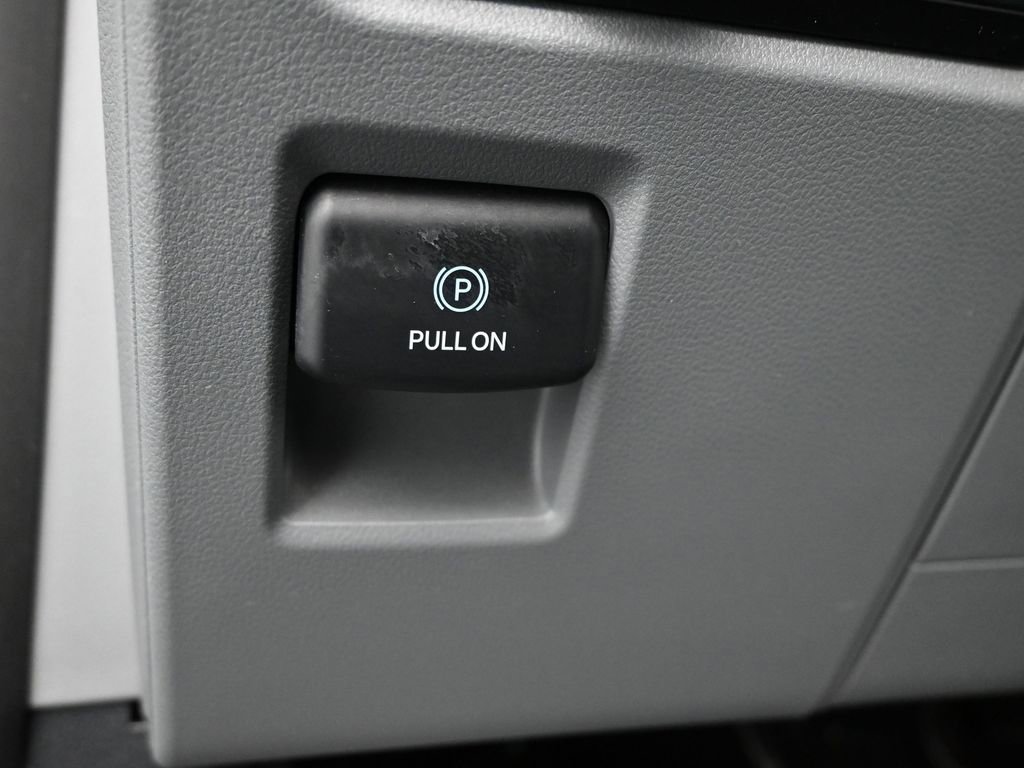 Used 2025 Ford F150 XLT w/ Equipment Group 301A Standard image 19