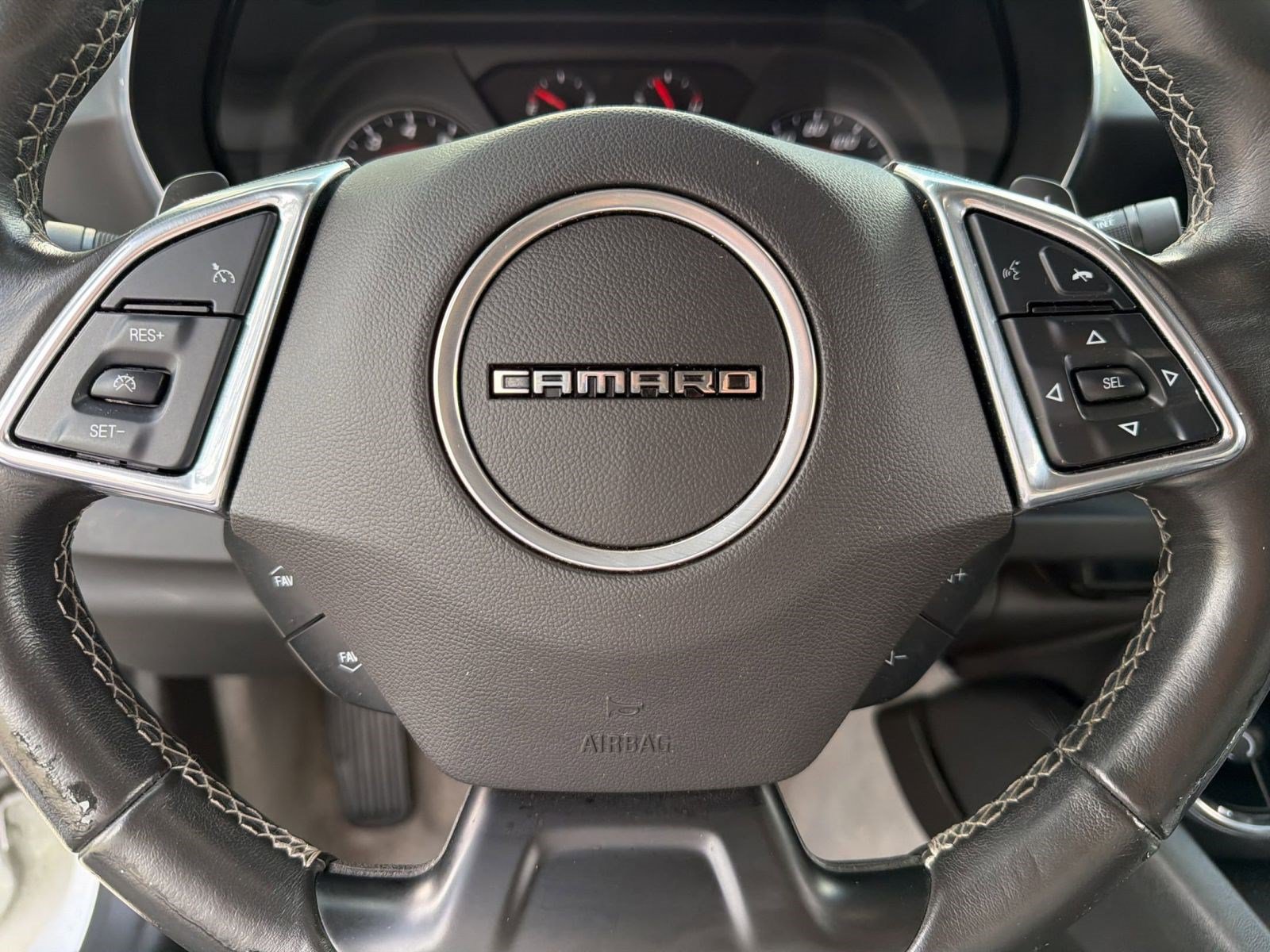 Certified 2023 Chevrolet Camaro LT RWD image 15